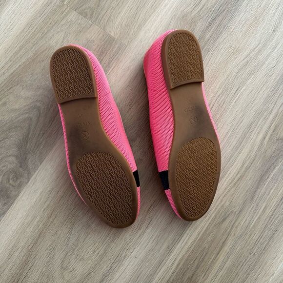 Cat flats ๐โโฌ - Picture 3 of 4